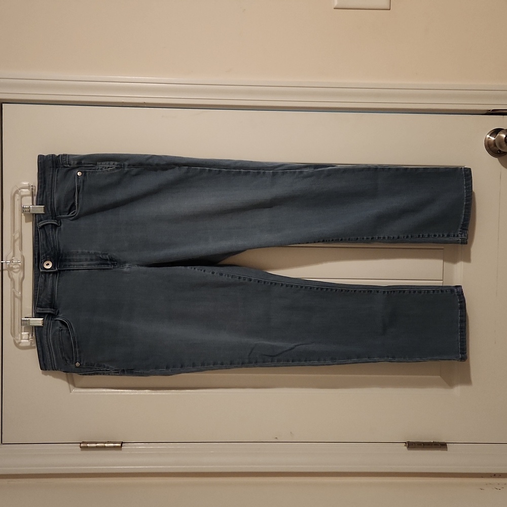 J.Jill Authentic Fit slim ankle jeans size 16 light wash